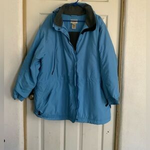 L L Bean woman’s plus size hooded winter jacket, size 2X